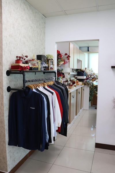 Shirt rail — corridor view